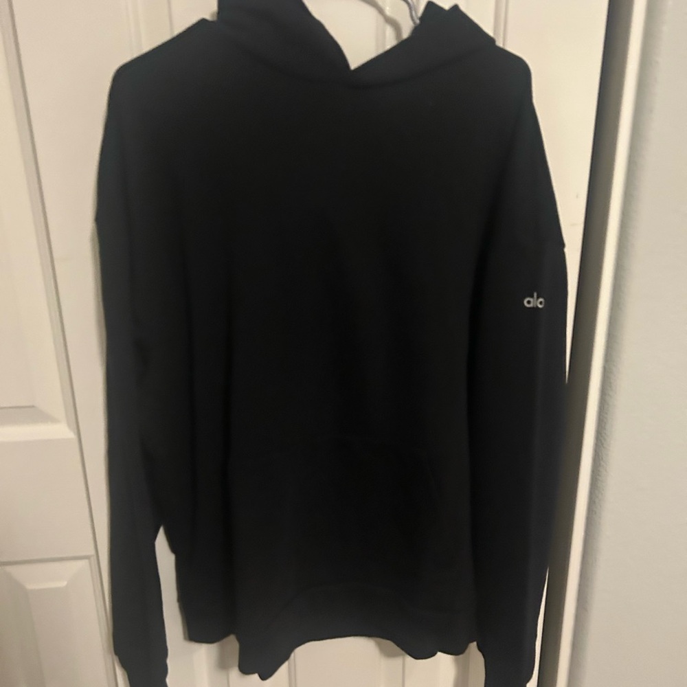 ALO Yoga Chill Hoodie in Black